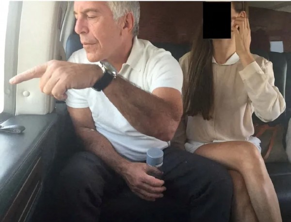Epstein Çiftliği'nde Yeni Skandal Ortaya Çıktı! Gizemli Silahlar Çalındı